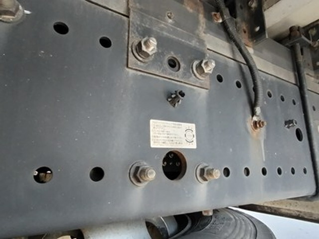 日野プロフィア冷凍車（冷蔵車）大型（10t）[写真13]