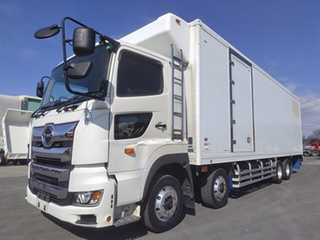 日野プロフィア冷凍車（冷蔵車）大型（10t）[写真03]