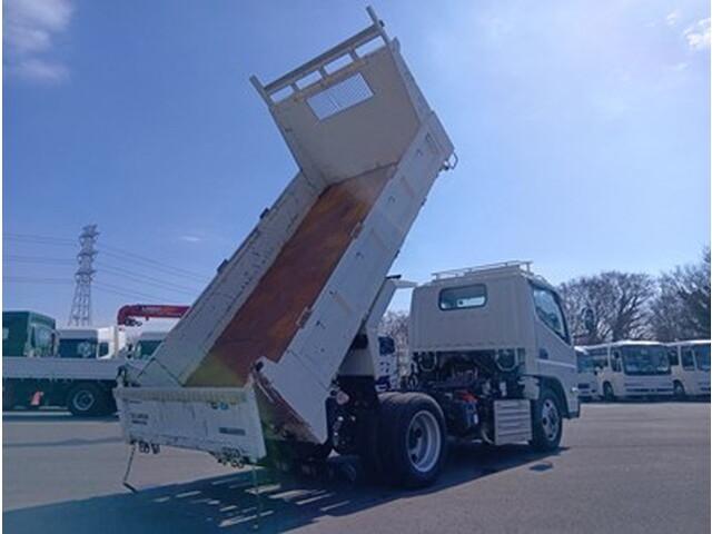 三菱ふそうキャンターローダーダンプ小型（2t・3t）[写真02]