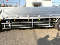 UDトラックスクオンアルミブロック大型（10t）[写真14]