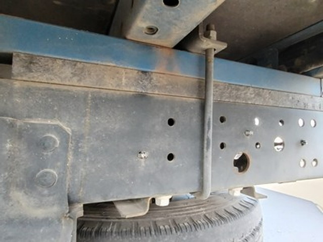 トヨタトヨエース平ボディ小型（2t・3t）[写真09]