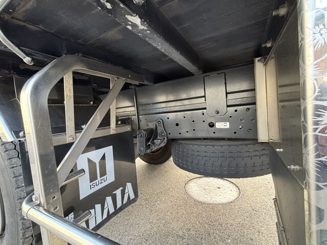 いすゞエルフアルミブロック小型（2t・3t）[写真12]