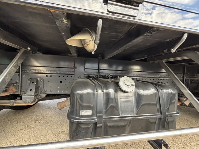 いすゞエルフアルミブロック小型（2t・3t）[写真21]