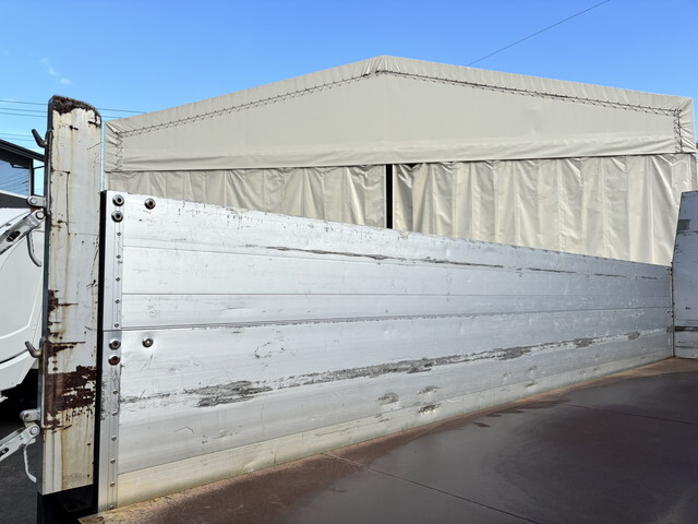 いすゞエルフアルミブロック小型（2t・3t）[写真09]