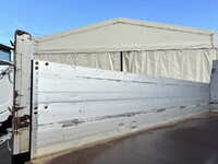 いすゞエルフアルミブロック小型（2t・3t）[写真10]