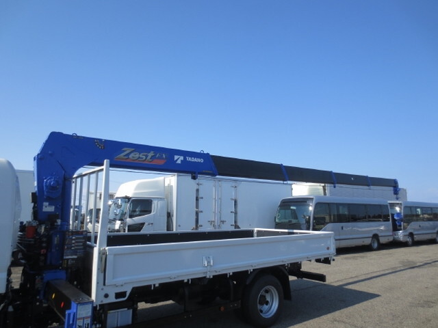 三菱ふそうキャンタークレーン5段小型（2t・3t）[写真10]