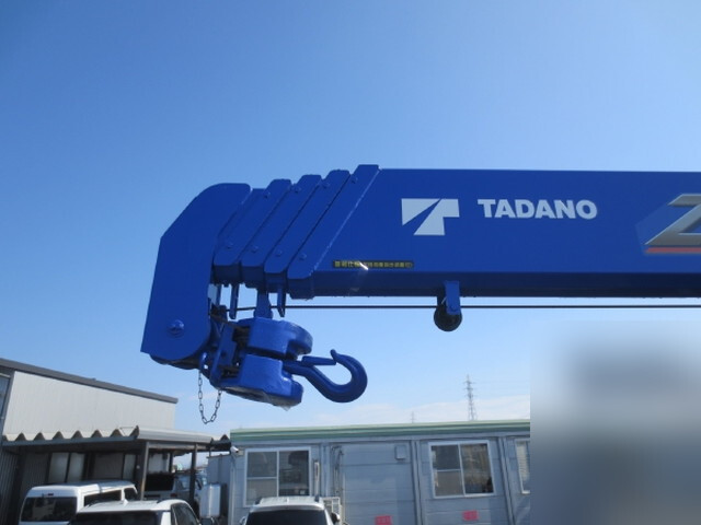 三菱ふそうキャンタークレーン5段小型（2t・3t）[写真11]