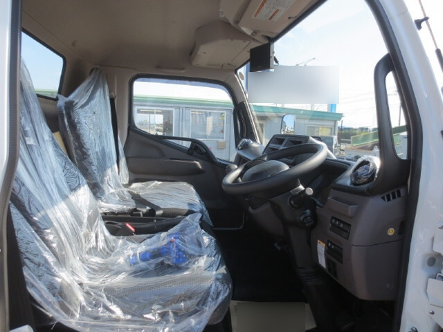 三菱ふそうキャンタークレーン5段小型（2t・3t）[写真13]