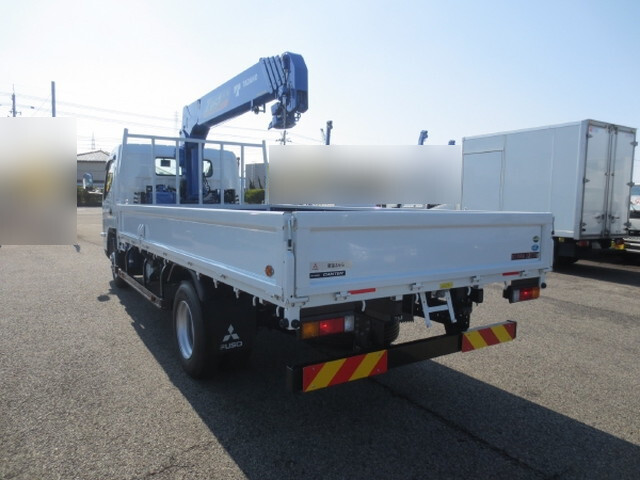 三菱ふそうキャンタークレーン5段小型（2t・3t）[写真04]