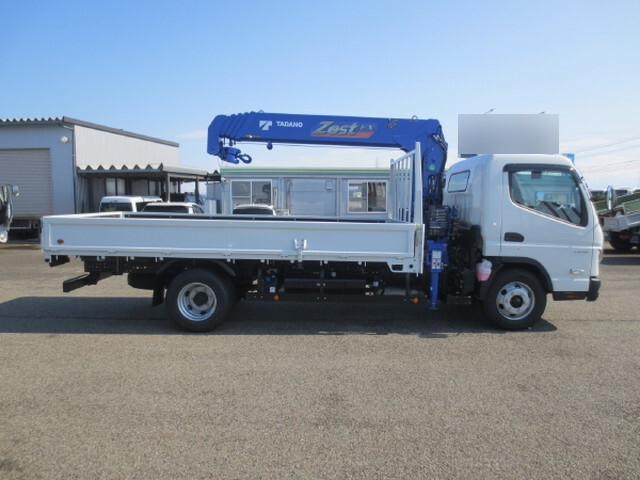 三菱ふそうキャンタークレーン5段小型（2t・3t）[写真07]