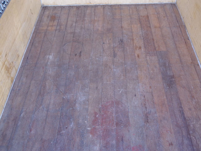 三菱ふそうキャンターアルミバン小型（2t・3t）[写真11]