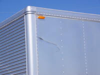 三菱ふそうキャンターアルミバン小型（2t・3t）[写真18]