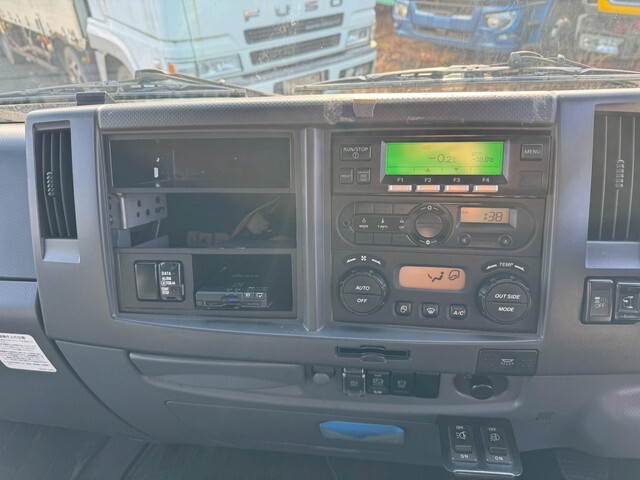 いすゞフォワード冷凍車（冷蔵車）増トン（6t・8t）[写真29]