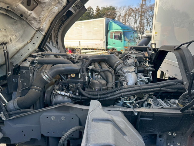 いすゞフォワード冷凍車（冷蔵車）増トン（6t・8t）[写真32]