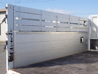 いすゞエルフアルミブロック小型（2t・3t）[写真12]