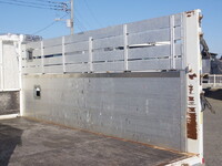 いすゞエルフアルミブロック小型（2t・3t）[写真13]