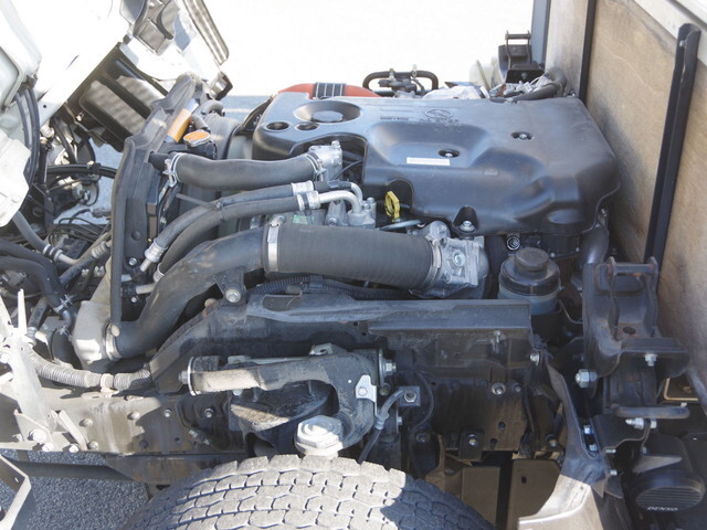 いすゞエルフアルミブロック小型（2t・3t）[写真24]