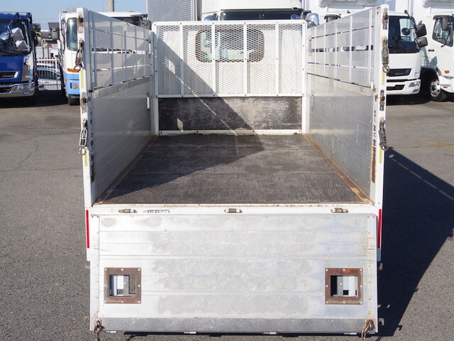 いすゞエルフアルミブロック小型（2t・3t）[写真05]