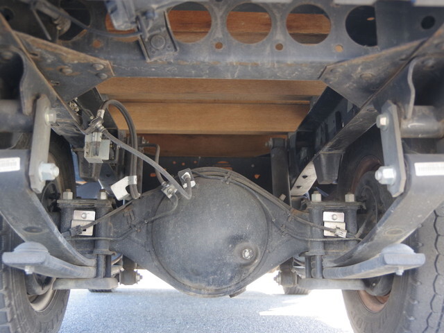 いすゞエルフアルミブロック小型（2t・3t）[写真09]