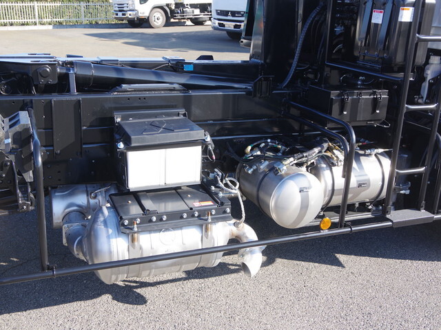 三菱ふそうファイターコンテナ専用車中型（4t）[写真14]