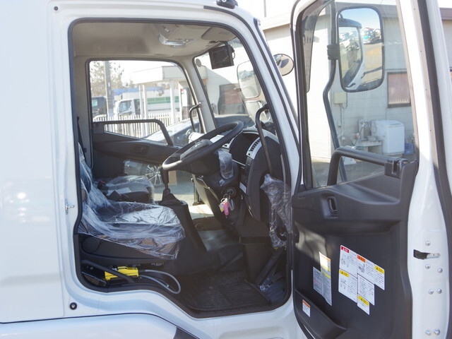 三菱ふそうファイターコンテナ専用車中型（4t）[写真25]