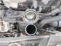 UDトラックスクオントレーラーヘッド（トラクターヘッド）大型（10t）[写真16]