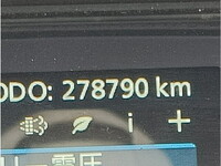 UDトラックスクオントレーラーヘッド（トラクターヘッド）大型（10t）[写真26]