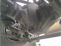 UDトラックスクオントレーラーヘッド（トラクターヘッド）大型（10t）[写真10]