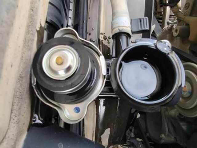 いすゞエルフダンプ小型（2t・3t）[写真23]