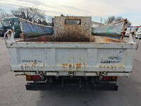 いすゞエルフダンプ小型（2t・3t）[写真08]