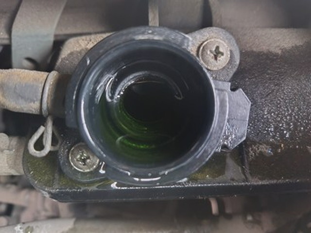 三菱ふそうキャンターダブルキャブ（Wキャブ）小型（2t・3t）[写真18]