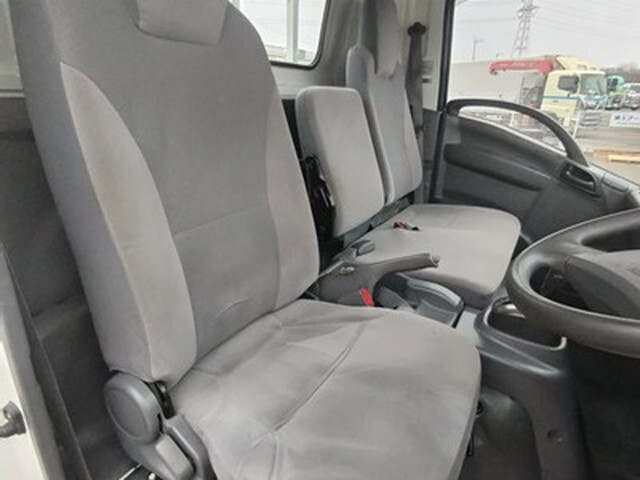 いすゞエルフ平ボディ小型（2t・3t）[写真19]