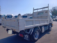 日野デュトロダンプ小型（2t・3t）[写真07]