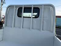 いすゞエルフ平ボディ小型（2t・3t）[写真16]