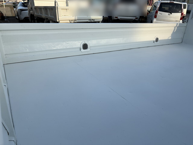 いすゞエルフ平ボディ小型（2t・3t）[写真16]