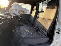 いすゞエルフ平ボディ小型（2t・3t）[写真09]