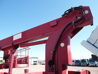 いすゞエルフ高所作業車小型（2t・3t）[写真16]