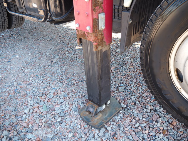 いすゞエルフ高所作業車小型（2t・3t）[写真16]