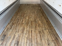 三菱ふそうファイターアルミウイング中型（4t）[写真11]