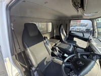 三菱ふそうファイターアルミウイング中型（4t）[写真26]