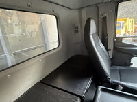 三菱ふそうファイターアルミウイング中型（4t）[写真37]