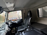 三菱ふそうファイターアルミウイング中型（4t）[写真38]