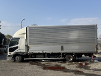 三菱ふそうファイターアルミウイング中型（4t）[写真07]