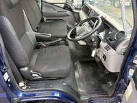 三菱ふそうキャンターアルミバン小型（2t・3t）[写真19]