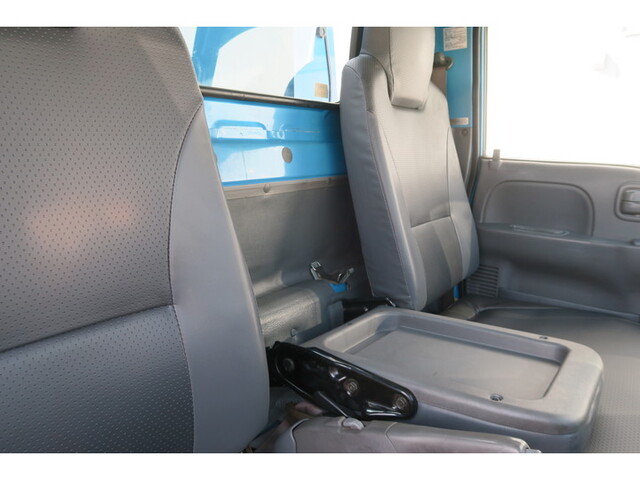 いすゞエルフパッカー車（塵芥車）小型（2t・3t）[写真29]