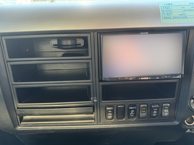 三菱ふそうファイターアルミバン中型（4t）[写真21]