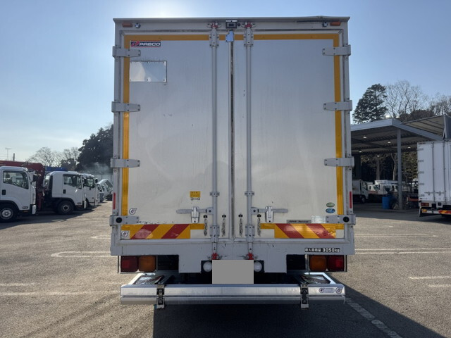 三菱ふそうファイターアルミバン中型（4t）[写真05]