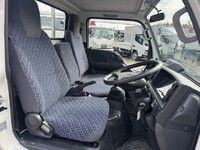 いすゞエルフ平ボディ小型（2t・3t）[写真14]