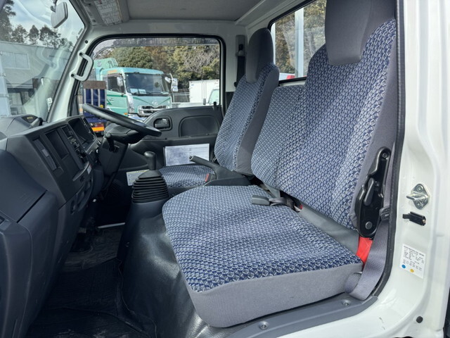 いすゞエルフ平ボディ小型（2t・3t）[写真20]