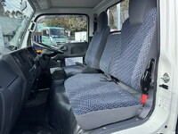 いすゞエルフ平ボディ小型（2t・3t）[写真21]